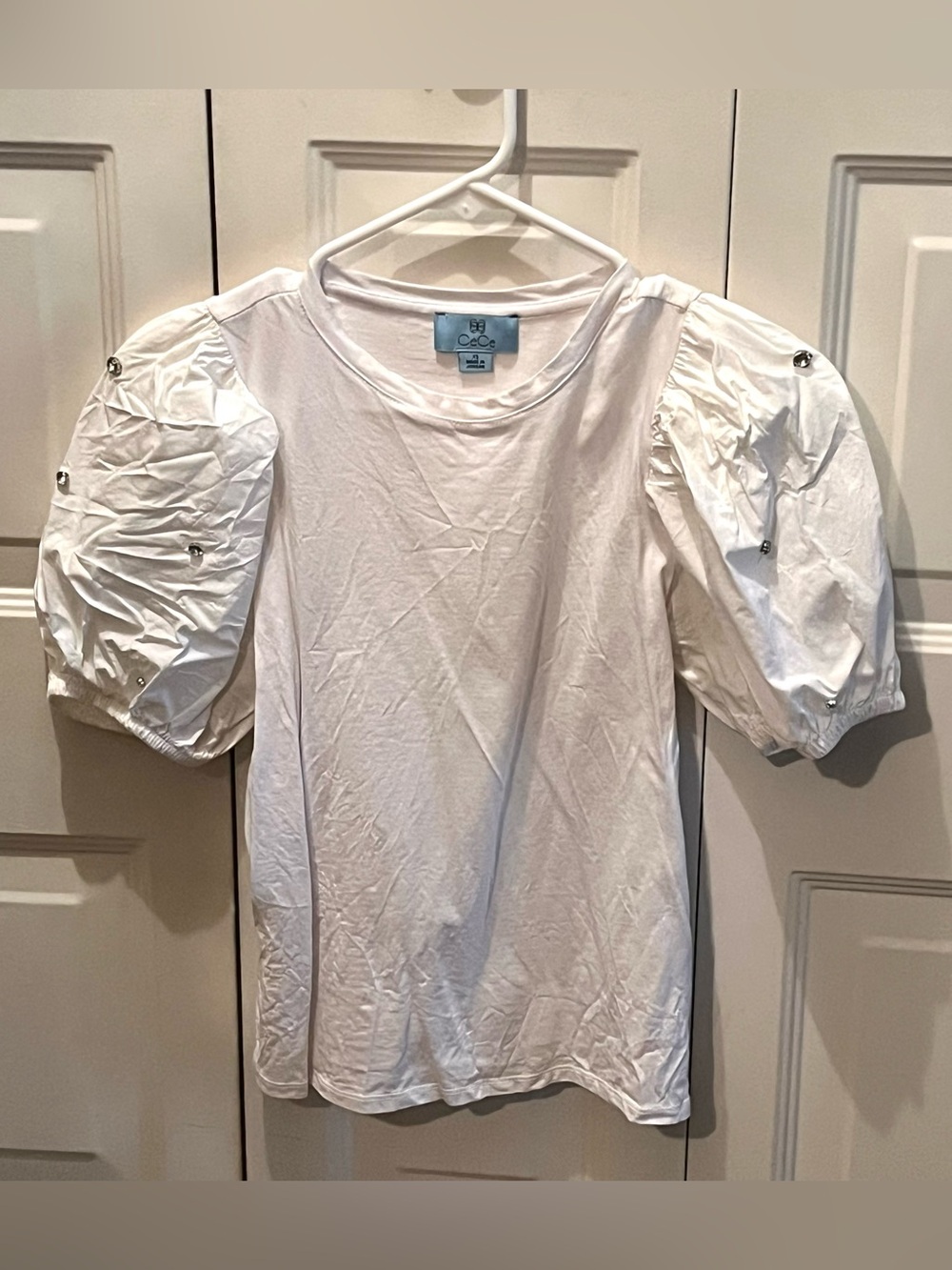 CeCe white puff sleeve rhinestone shirt top blouse XS